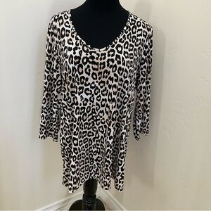 Chico’s Leopard Print Top Sz 2